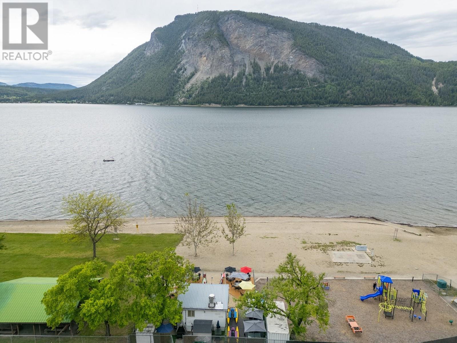  7220 36 Street Northeast, Salmon Arm