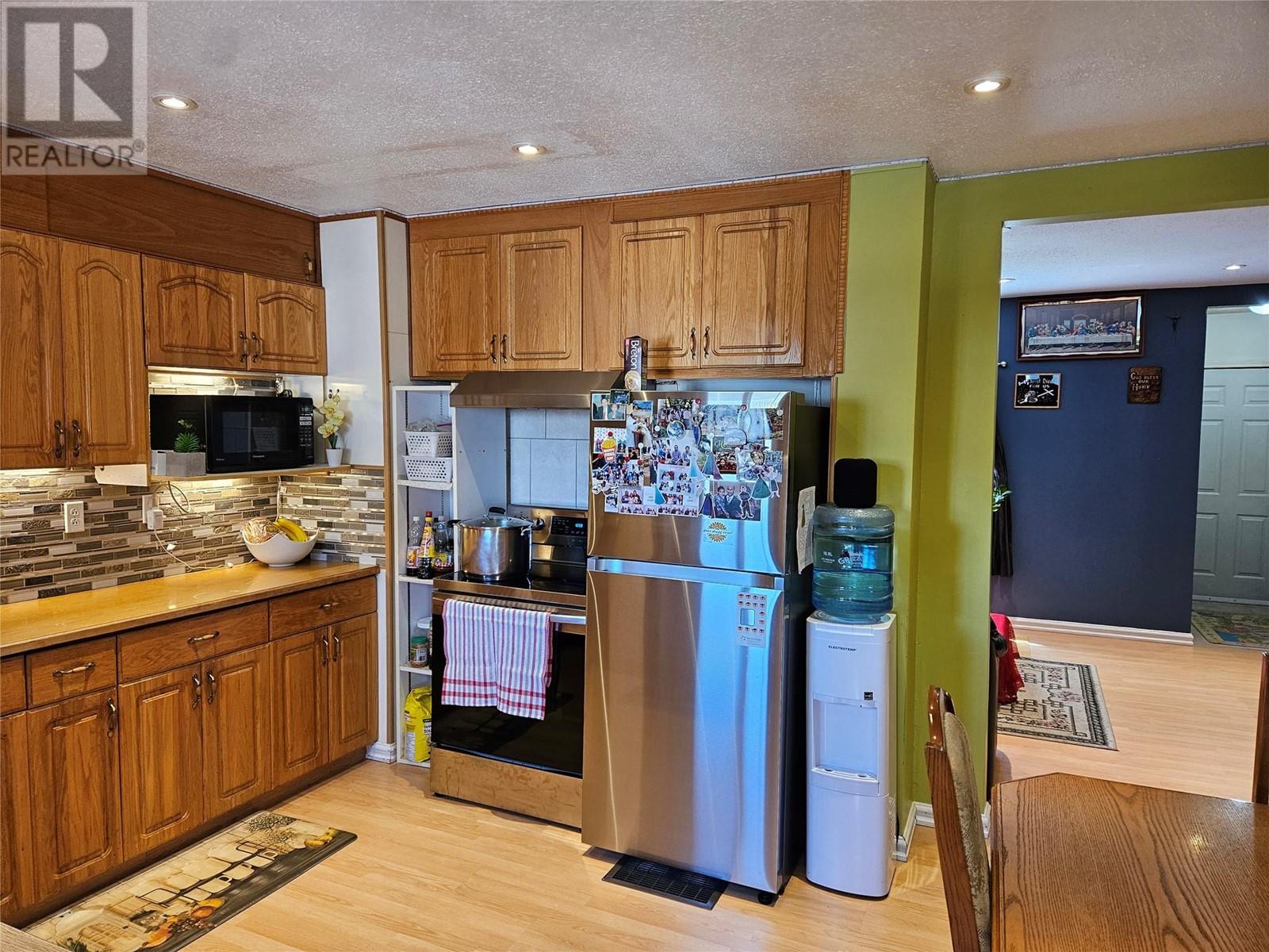 Photo 27 of 504 7th Avenue, Keremeos BC