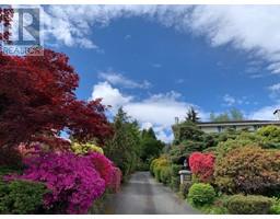 1263 Chartwell Place, West Vancouver, BC V7S2S2 Photo 5