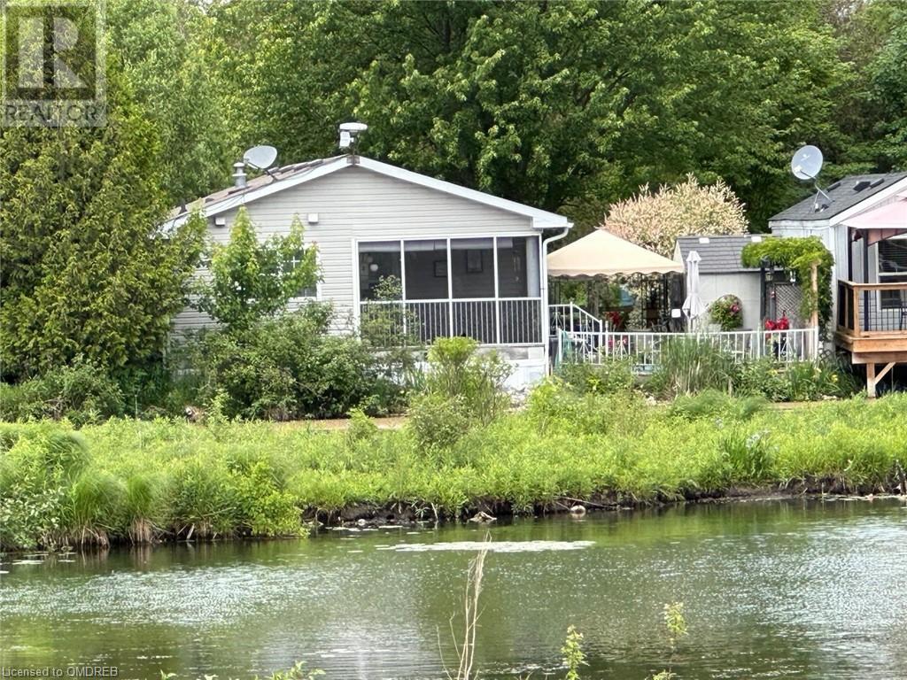 7489 Sideroad 5 E Unit# Lakeside 82, Mount Forest
