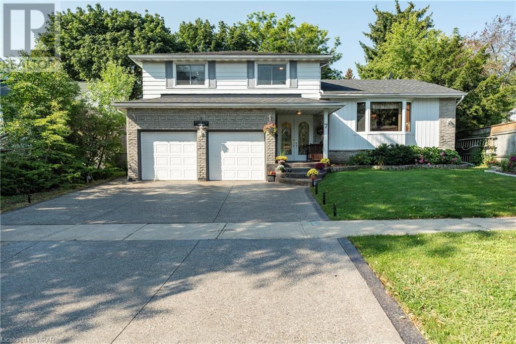 7 Meadowbrook Drive, Kitchener