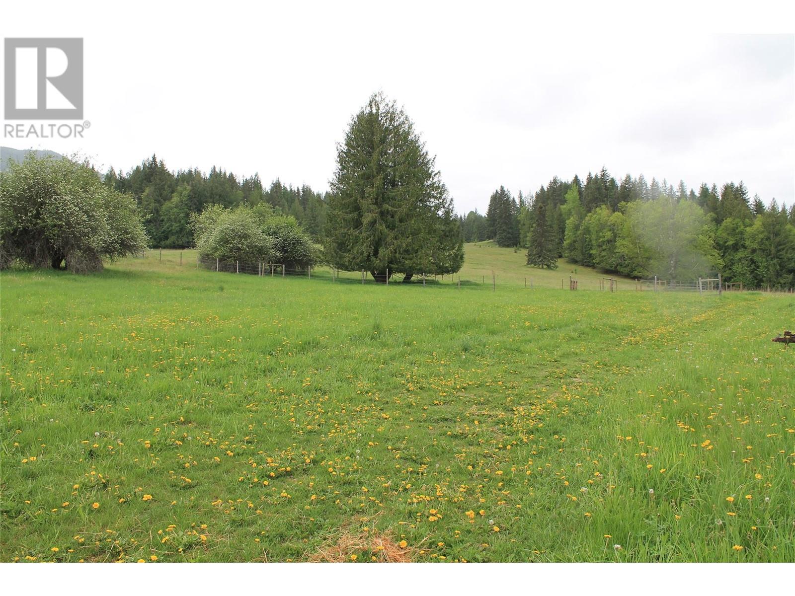  2301 Lumby Mabel Lake Road, Lumby