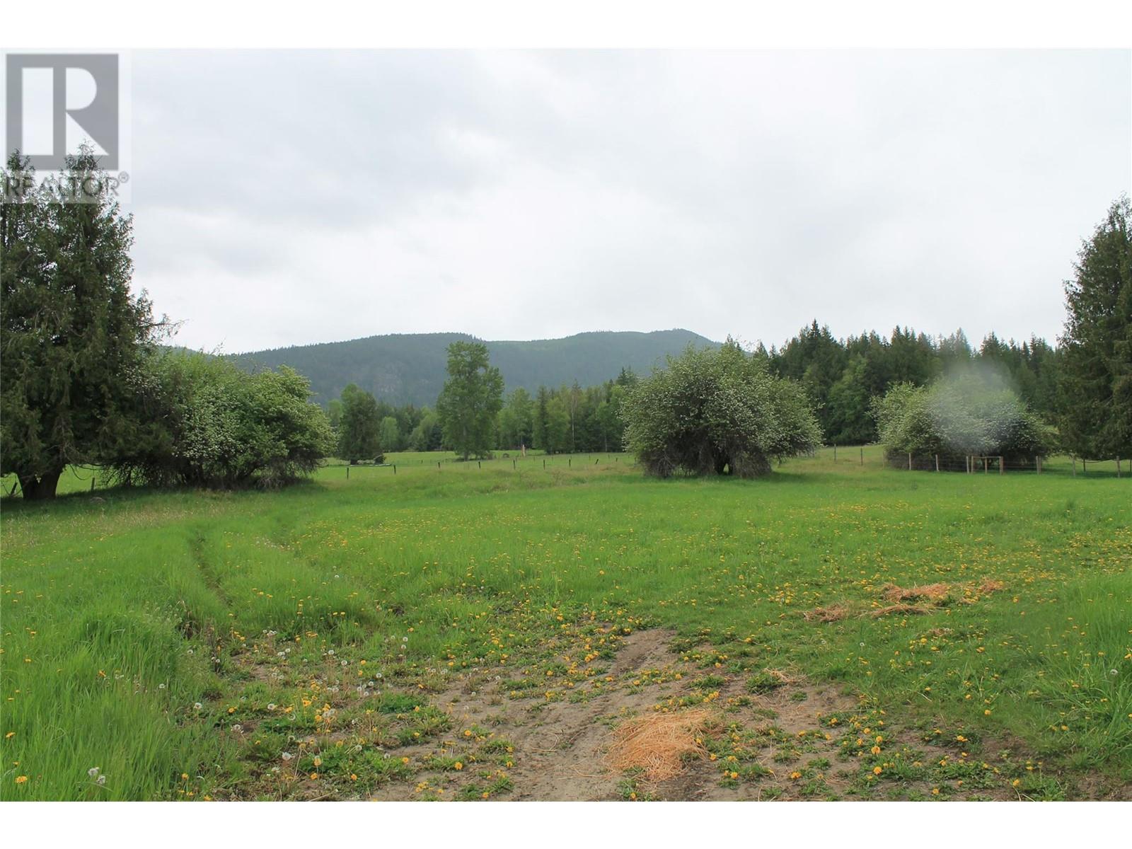  2301 Lumby Mabel Lake Road, Lumby