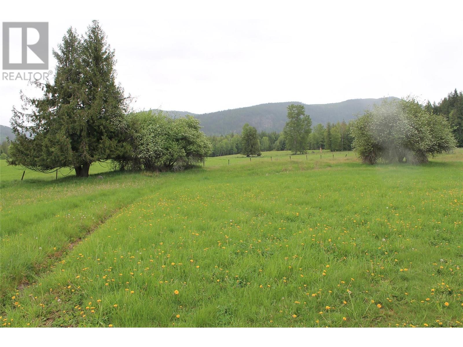  2301 Lumby Mabel Lake Road, Lumby