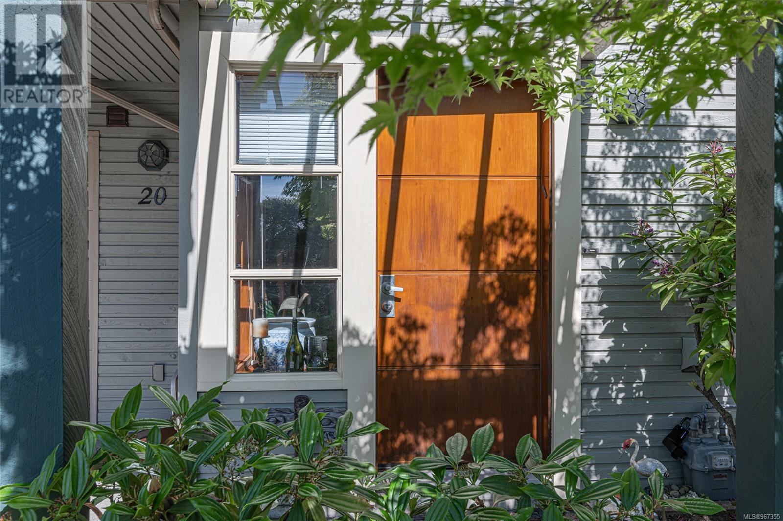 #20 133 Corbett Rd - 2