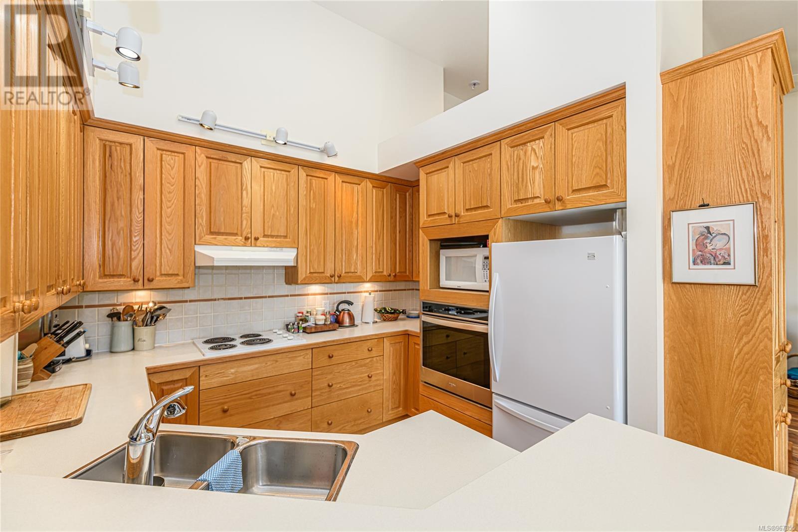 20 133 Corbett Rd, Salt Spring