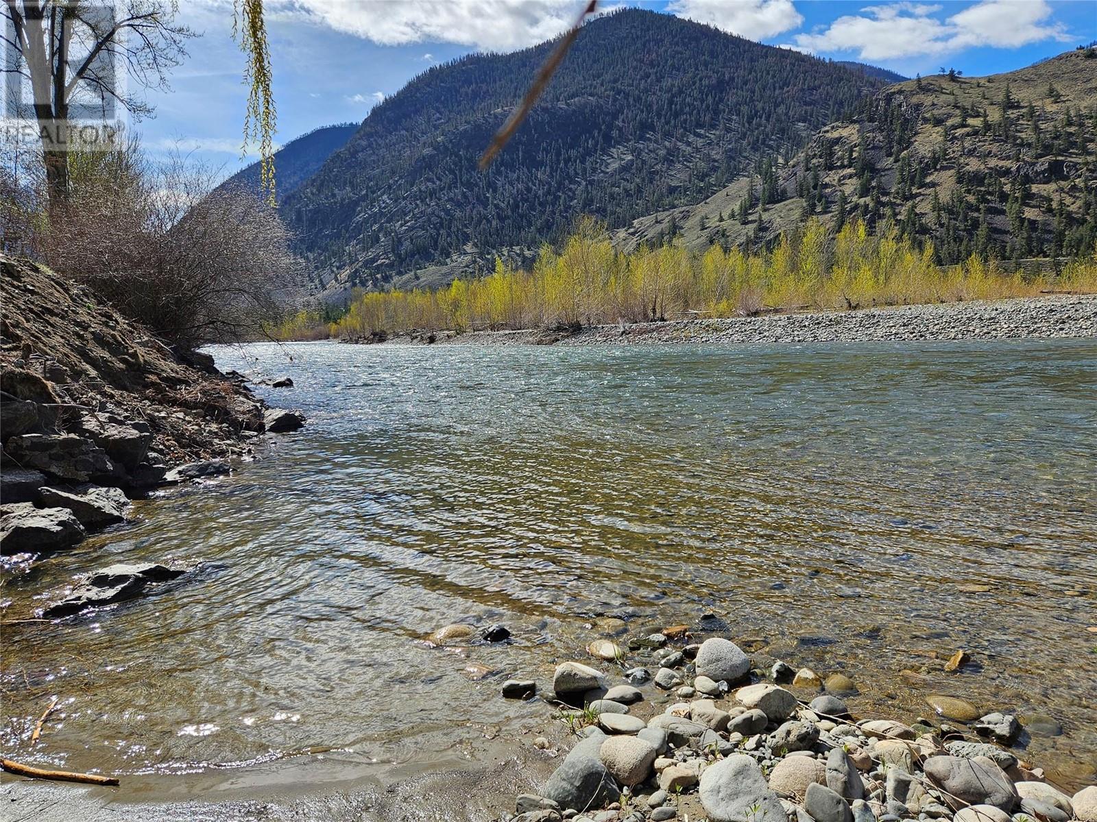 36 4354 Highway 3 Other, Keremeos