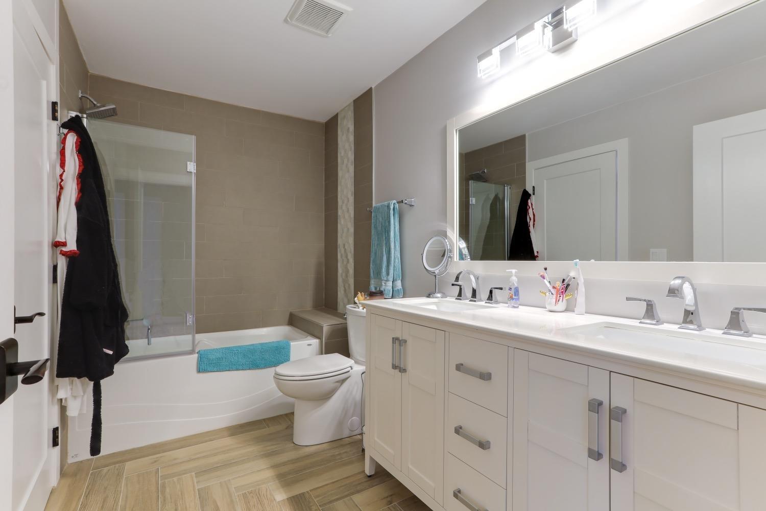 19618 24 AVENUE, Langley real estate listing R2857555