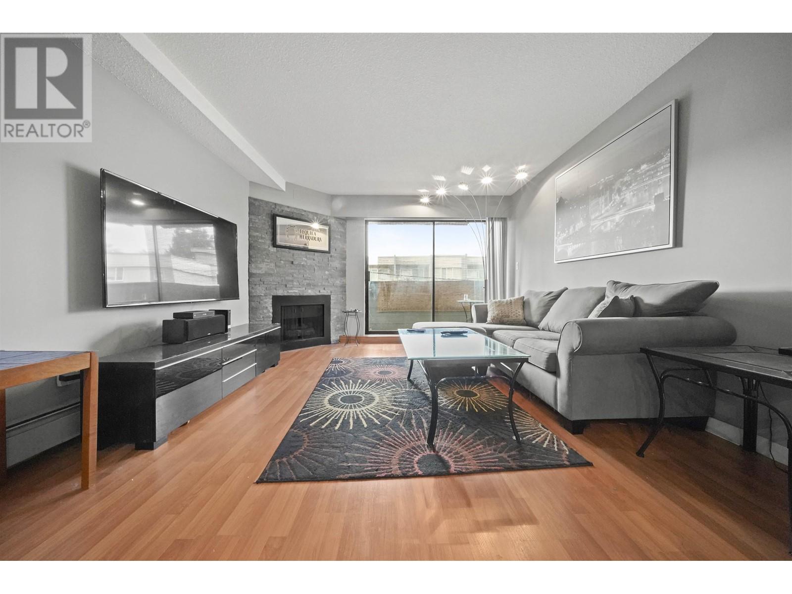 109 341 W 3rd Street, North Vancouver