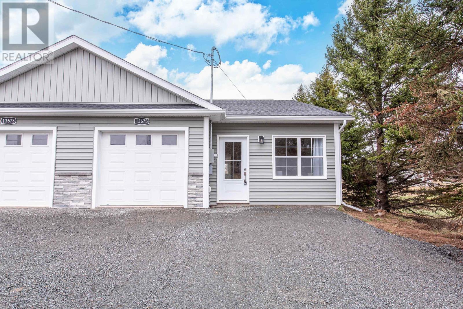 Lot J6 Highway #1, Hants Border