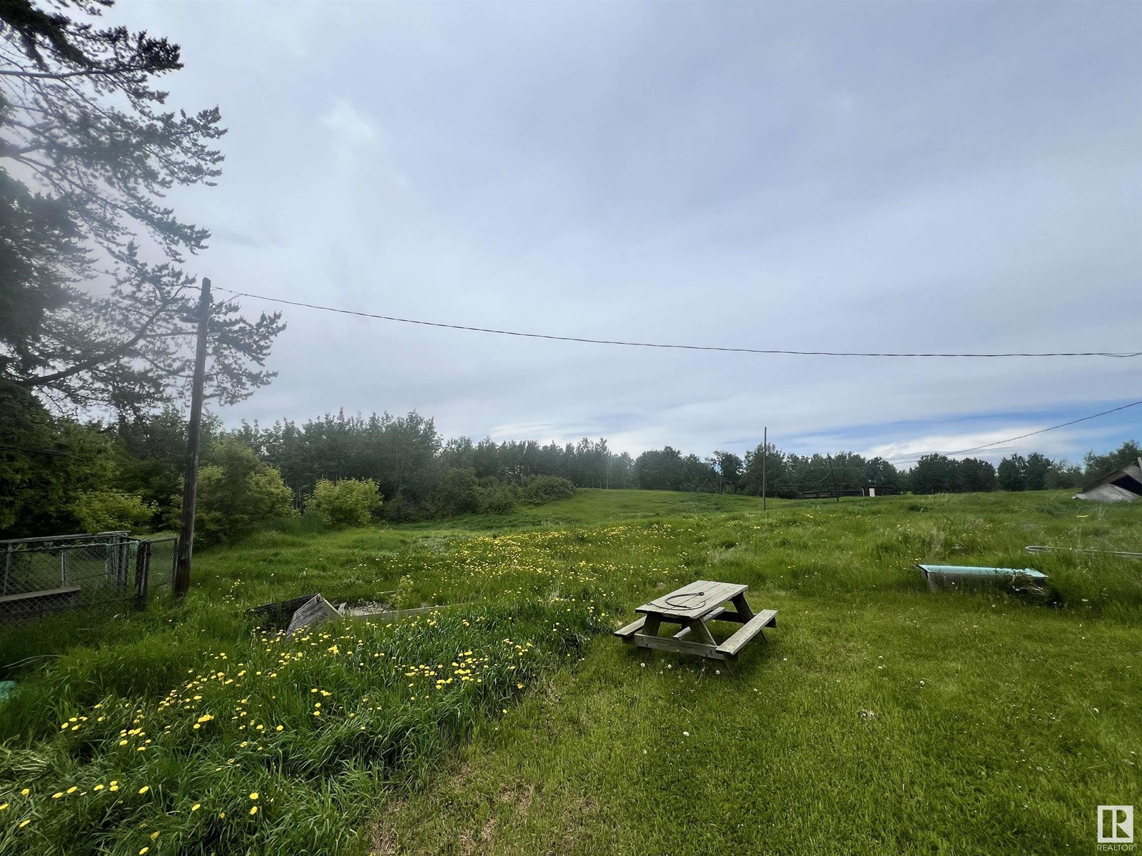 Photo 5 of 5308 Lac Ste Anne Tr N, Onoway AB