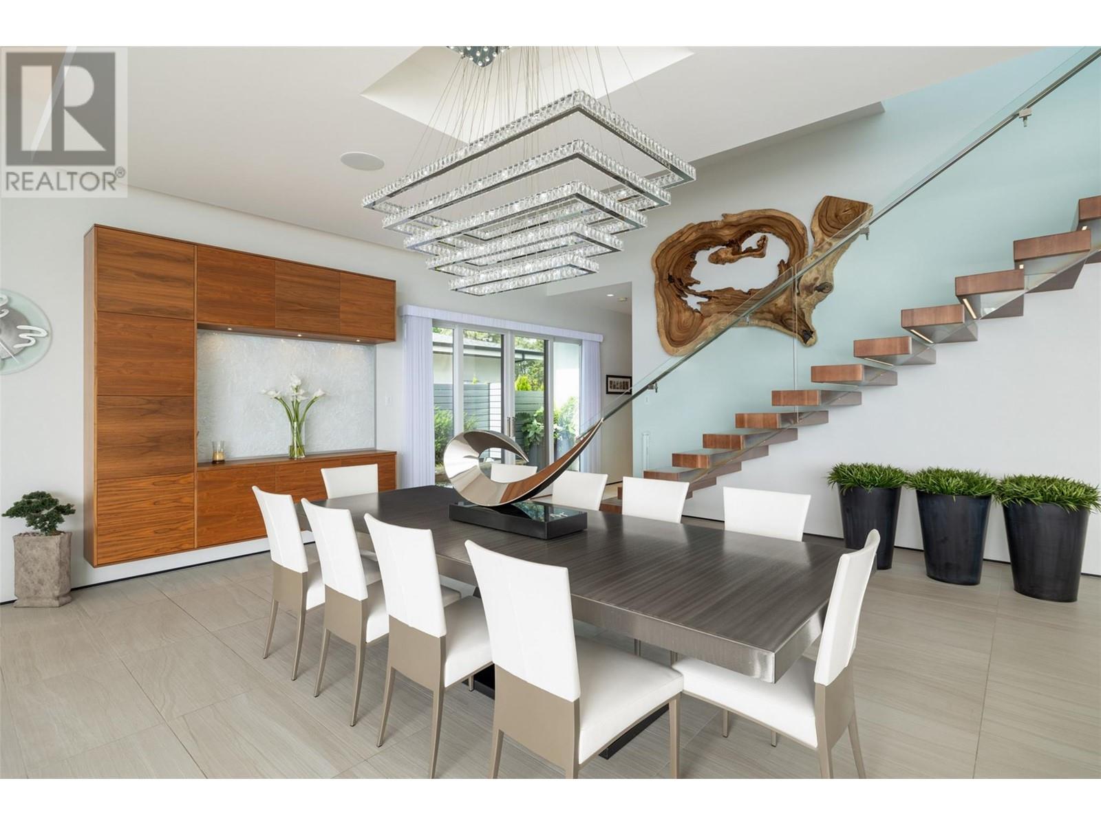  2469 Thacker Drive, West Kelowna