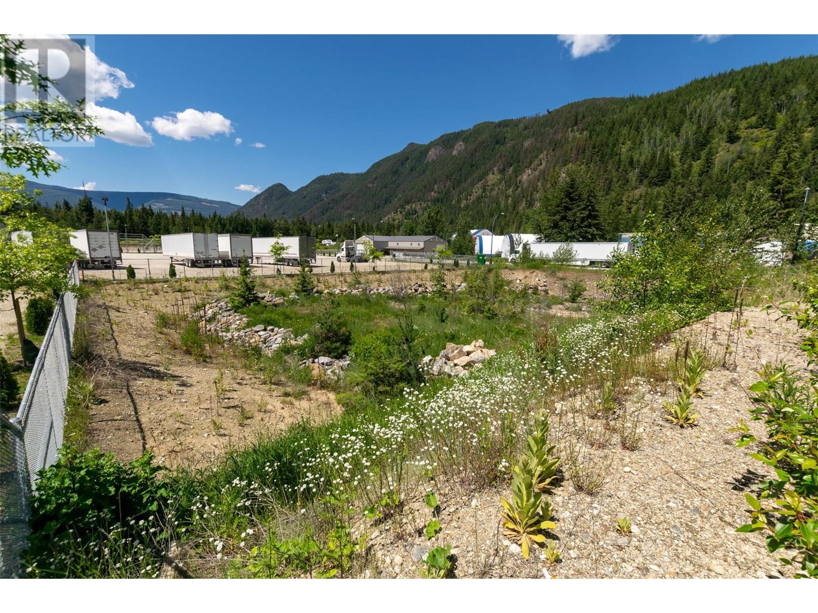  513 Thomsen Place, Sicamous