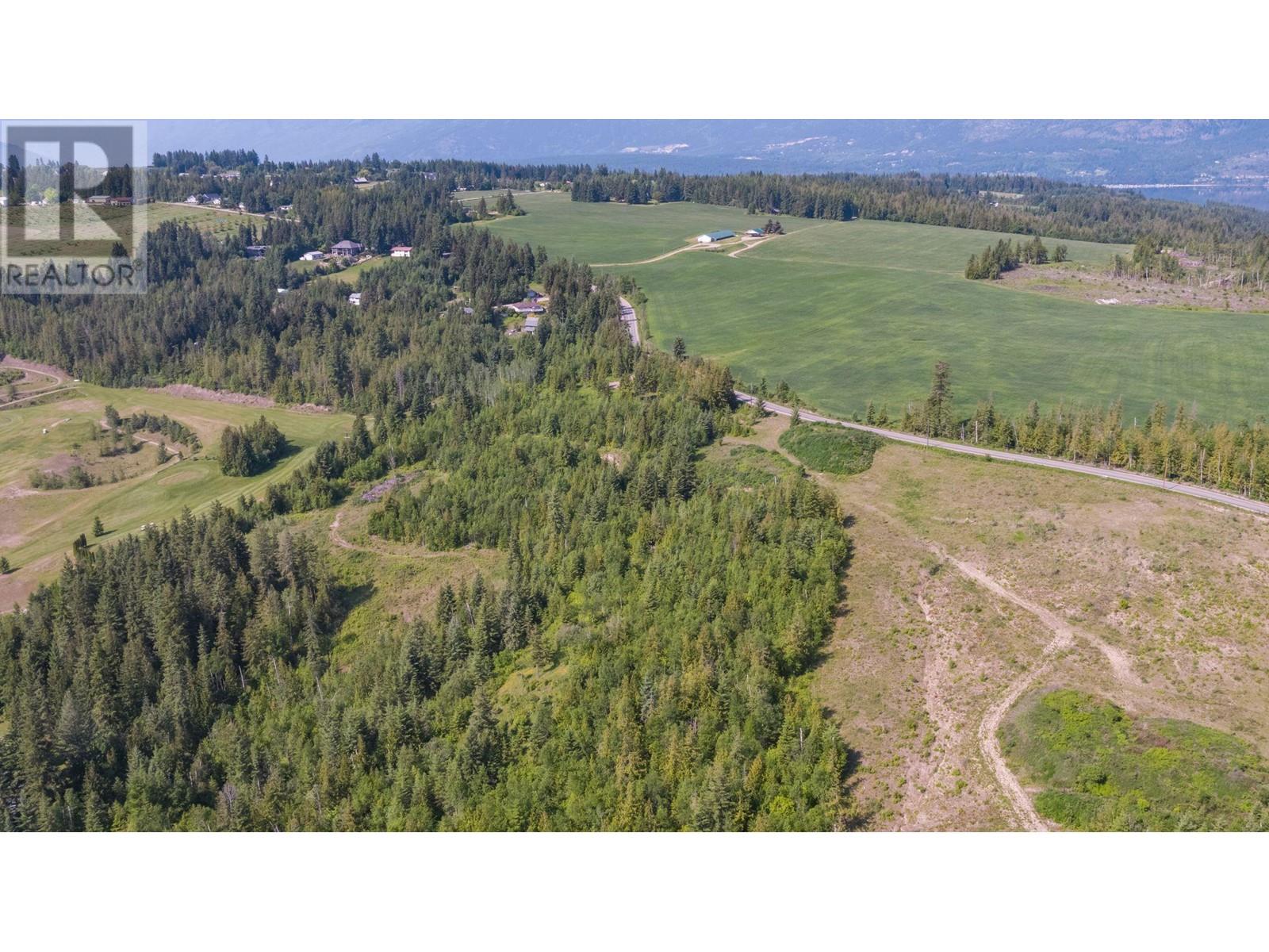  6830 42 Street Northeast, Salmon Arm
