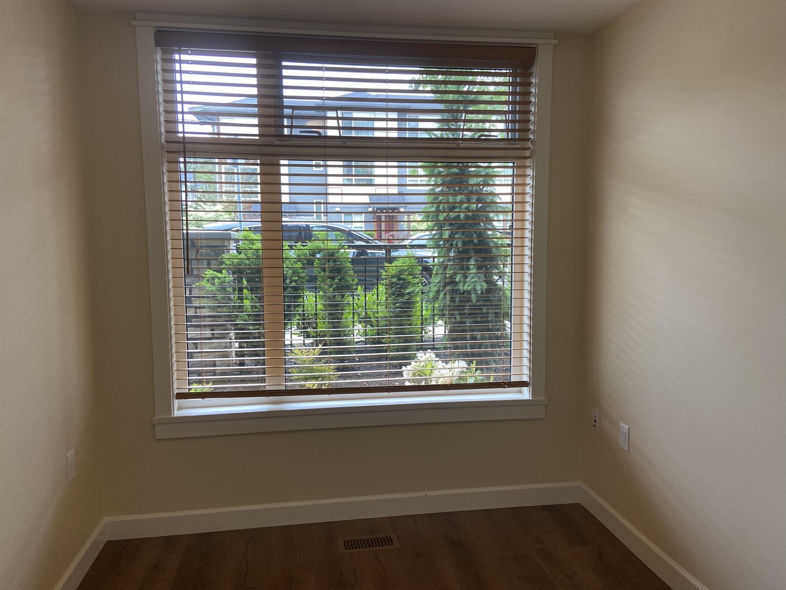 9 8567 204 STREET, Langley real estate listing R2898316