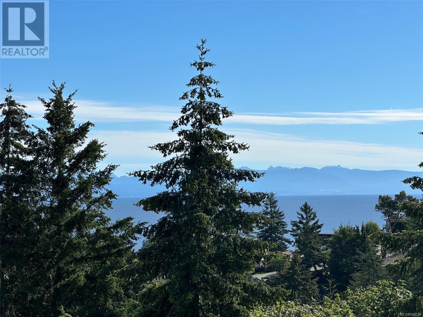 Photo 3 of 2220 Chelsea Pl, Nanoose Bay BC