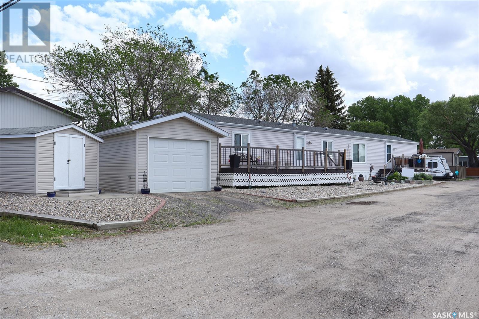 Single Family House Mobile Home for Sale in  City View ESTATES Regina 