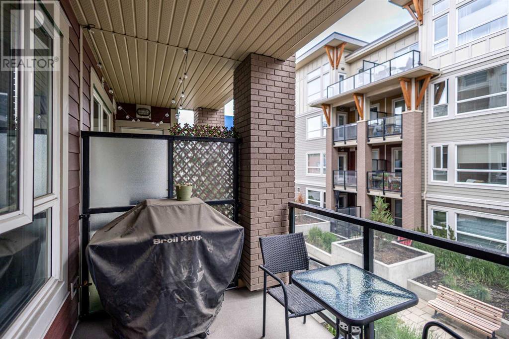 Single Family House Low rise for Sale in    Street NE Renfrew Calgary 