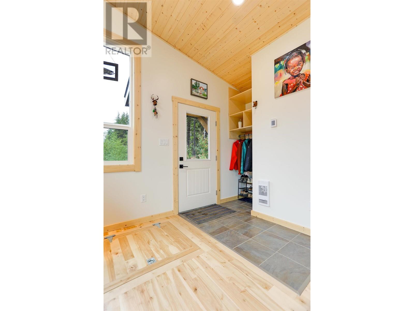 143 ELDERBERRY STREET, Kitimat