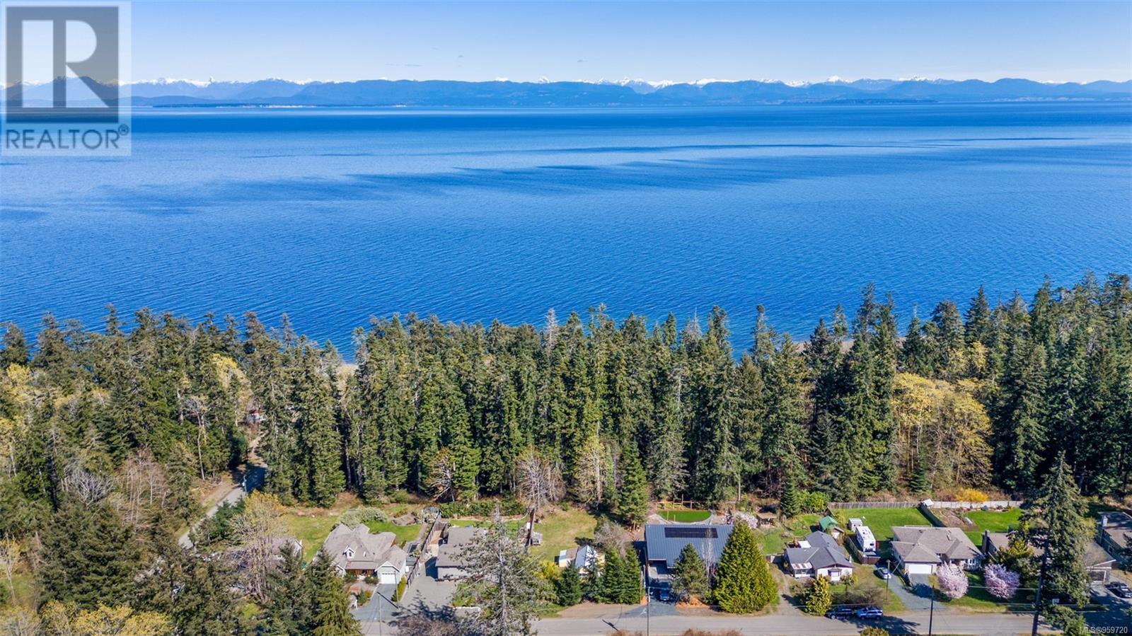 6148 Aldergrove Dr, Courtenay real estate listing 959720