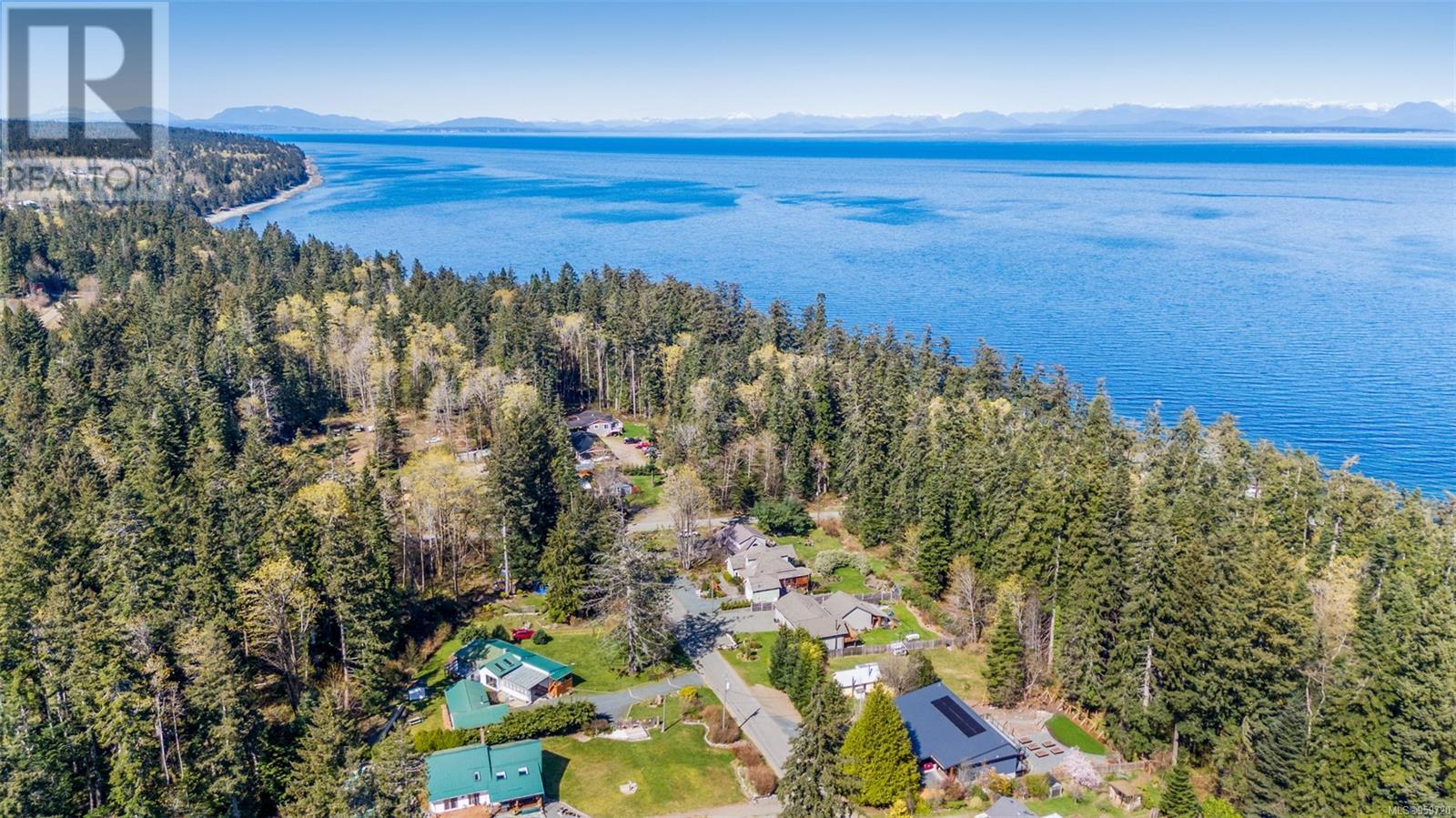 6148 Aldergrove Dr, Courtenay real estate listing 959720