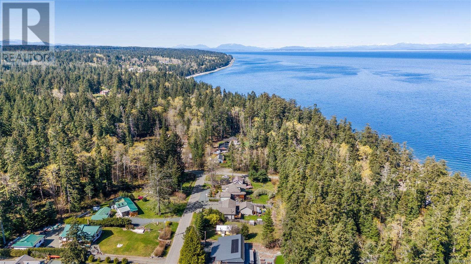 6148 Aldergrove Dr, Courtenay real estate listing 959720