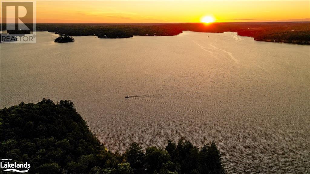 1124 Coate Road Unit# 8, Rosseau