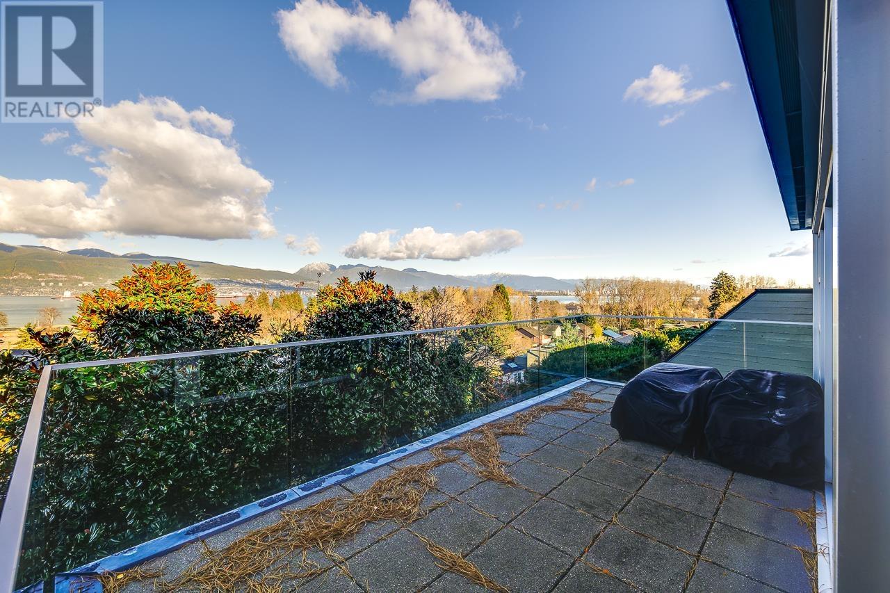 4489 W 2ND AVENUE, Vancouver