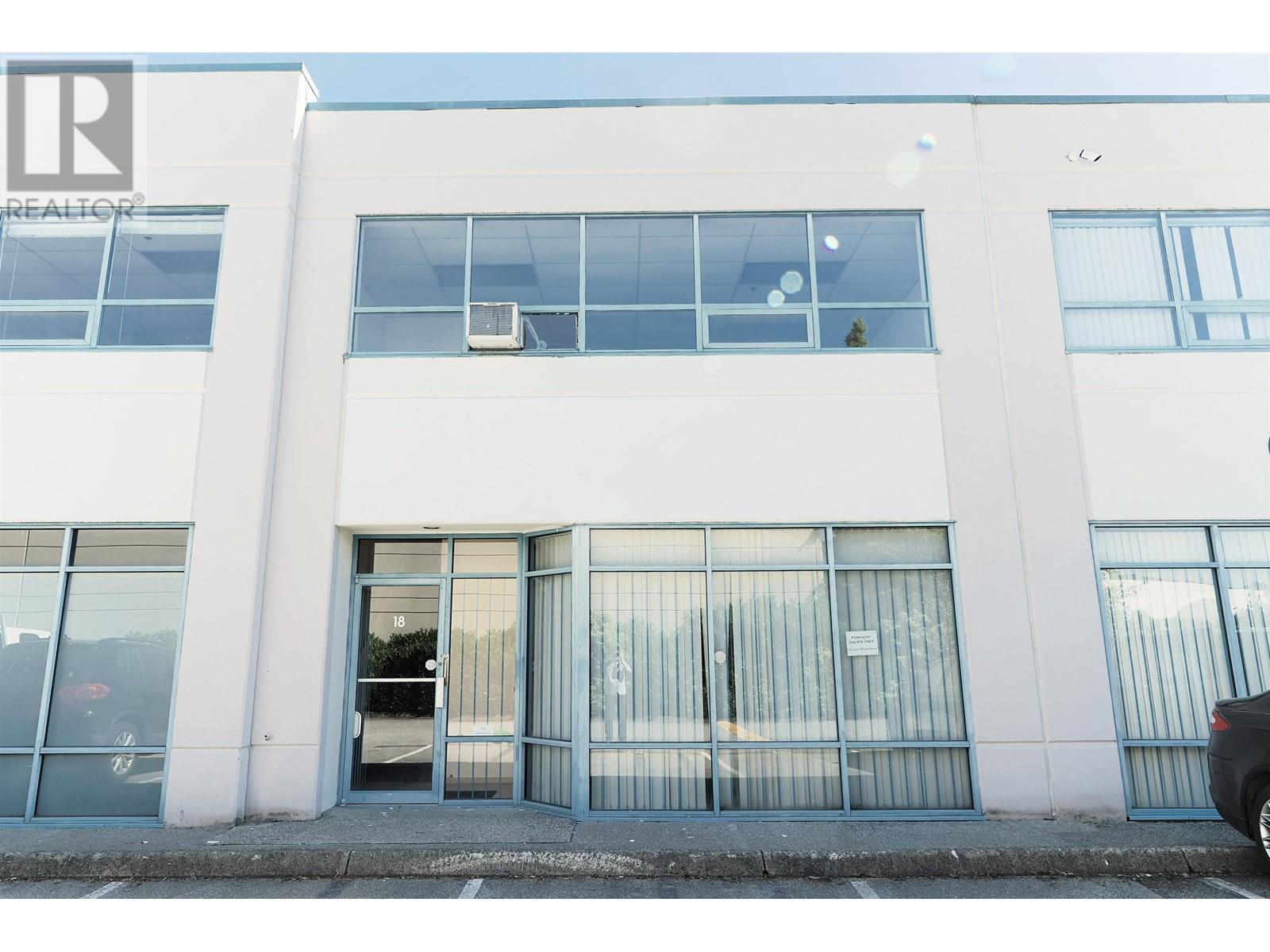 18 1833 Coast Meridian Road, Port Coquitlam