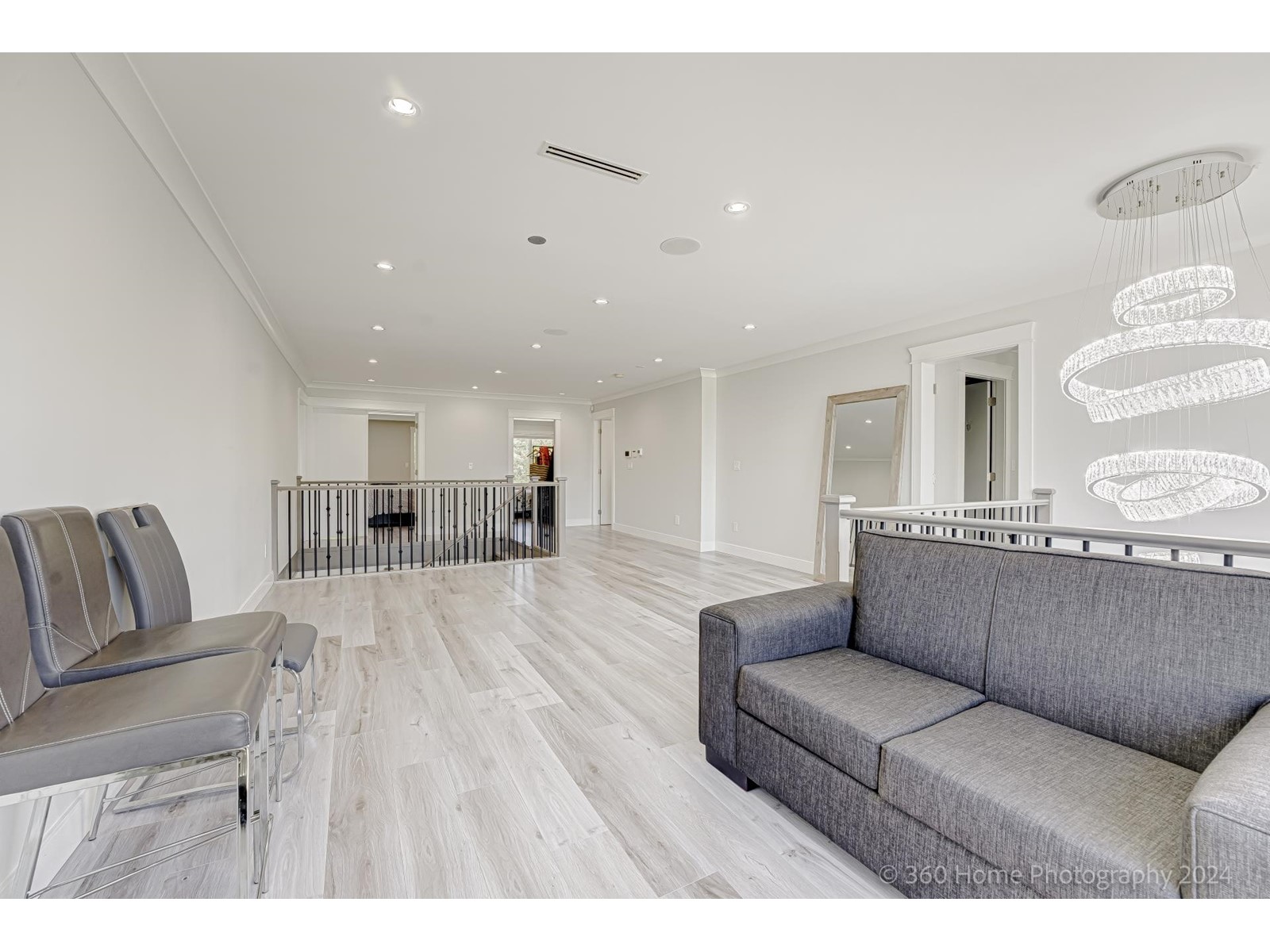 9093 BUCHANAN PLACE, Surrey