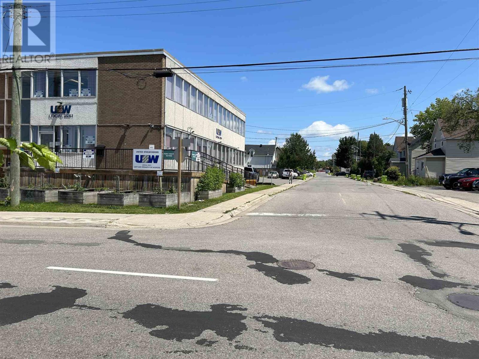 Commercial For Sale | 8 Albert St E | Sault Ste Marie | P6A2H6