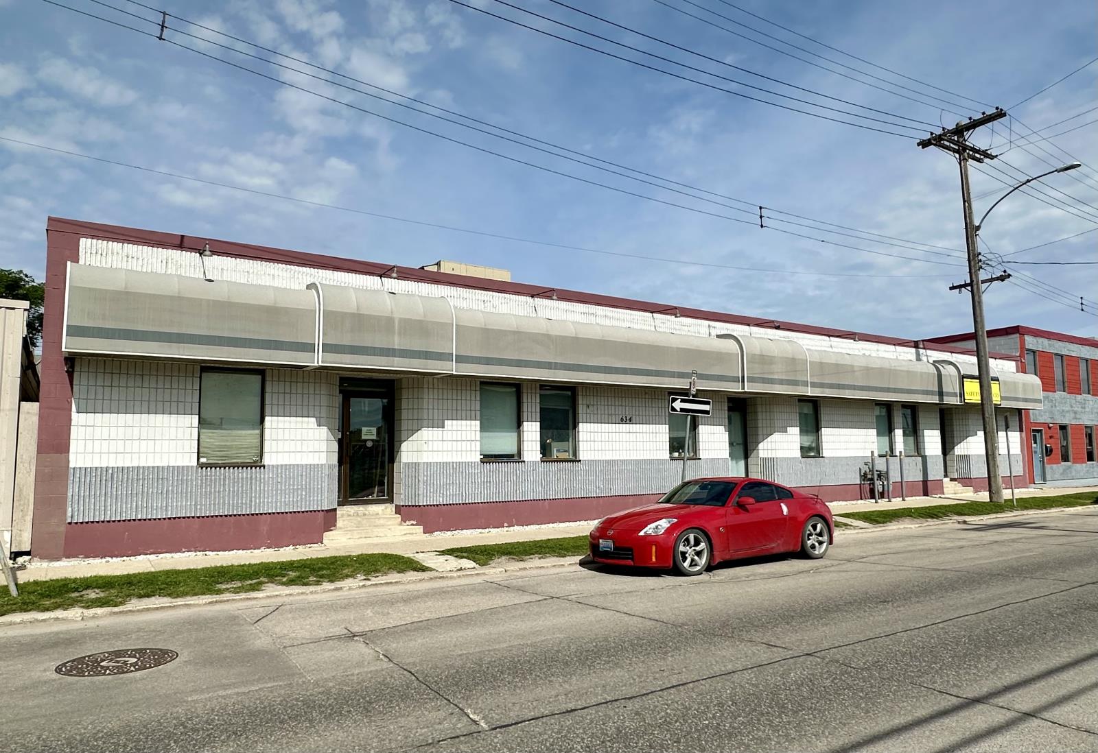 Photo 6 of 634 Erin St, Winnipeg MB