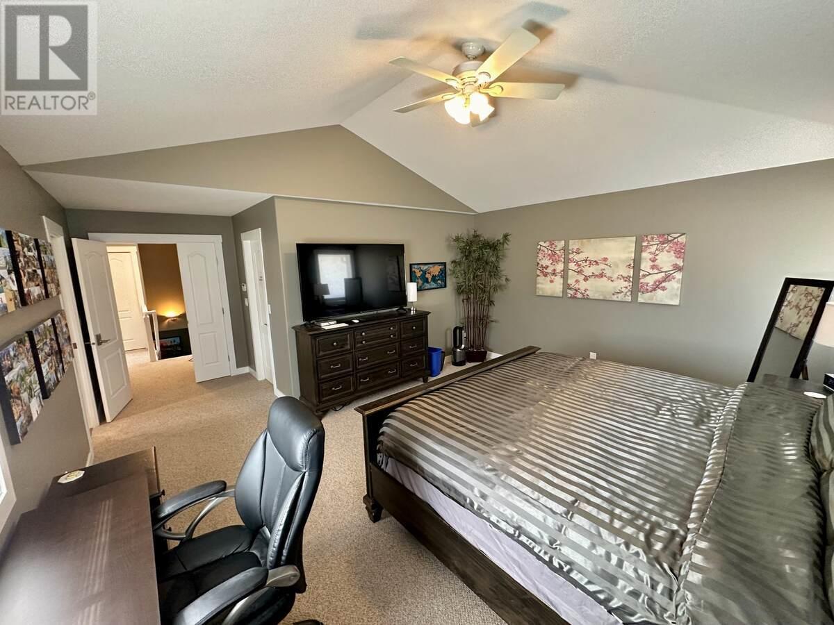  3911 Lakevale Place, Kelowna