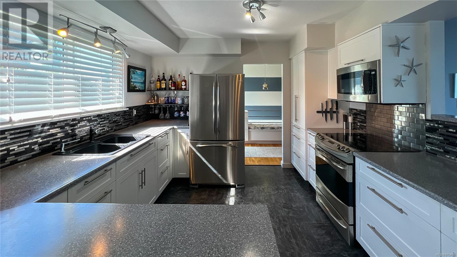 Photo 33 of 2244 Haddington Cres, Port Mcneill BC