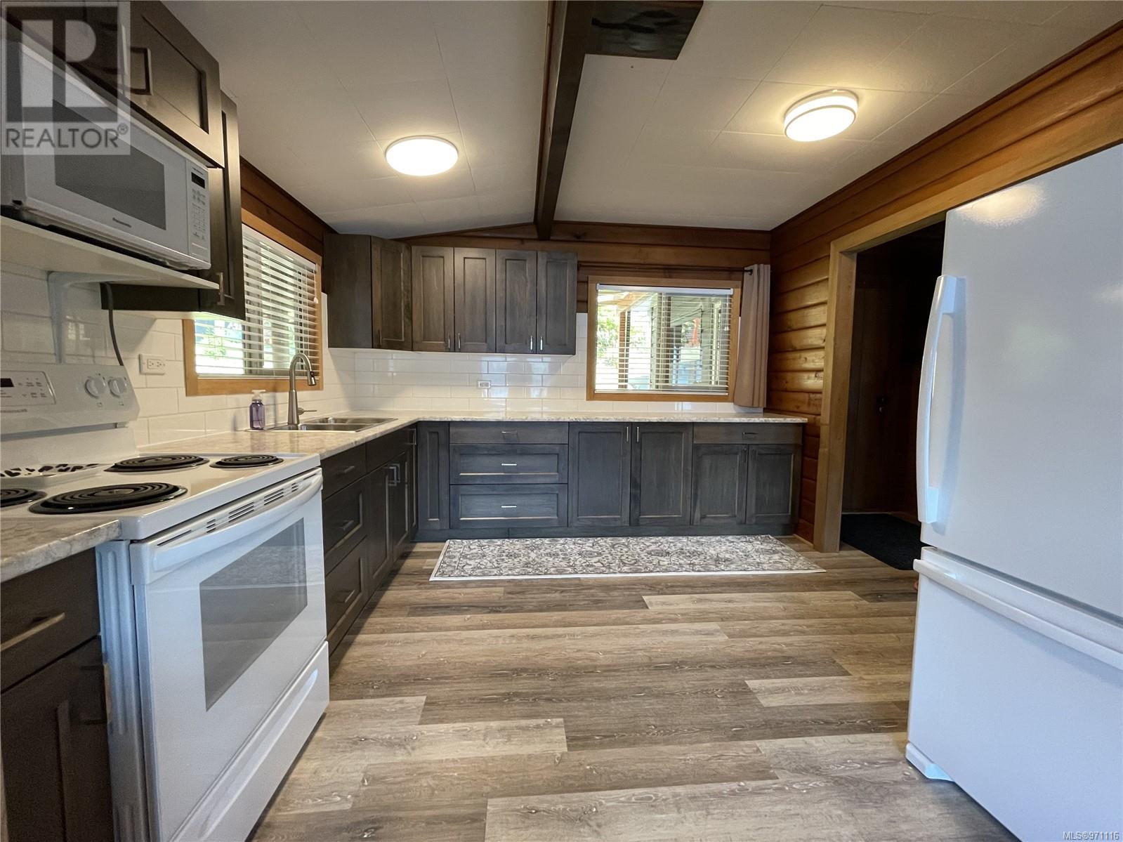 8856 Stirling Arm Dr, Port Alberni real estate listing 971116