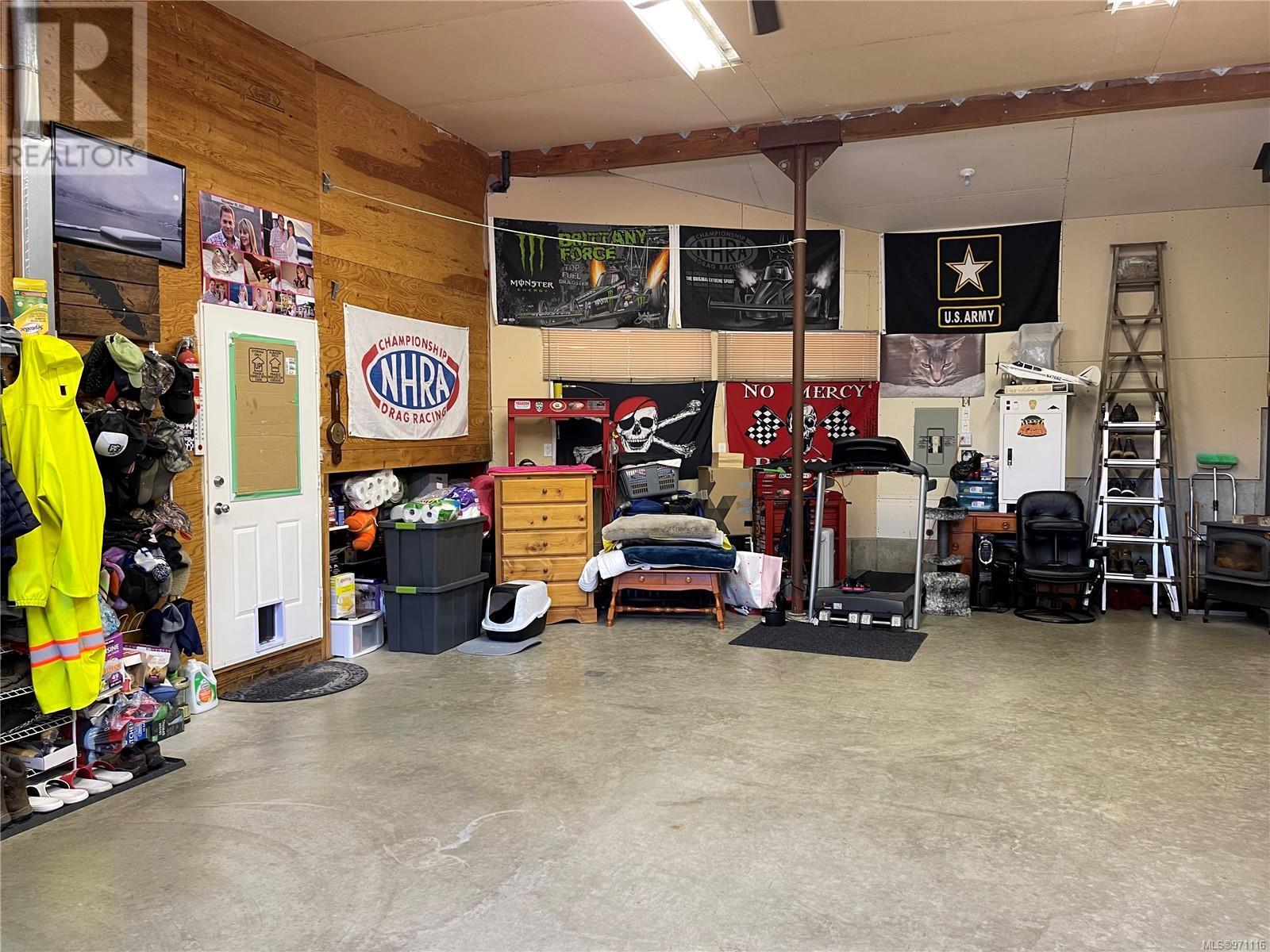 8856 Stirling Arm Dr, Port Alberni real estate listing 971116