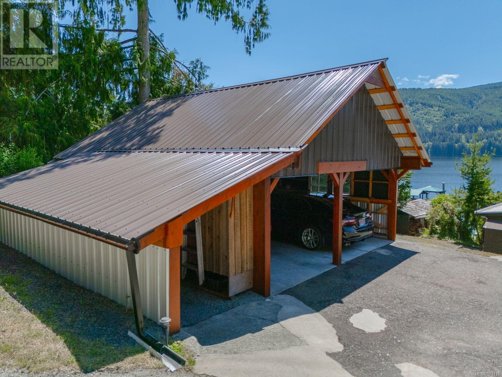8856 Stirling Arm Dr, Port Alberni real estate listing 971116