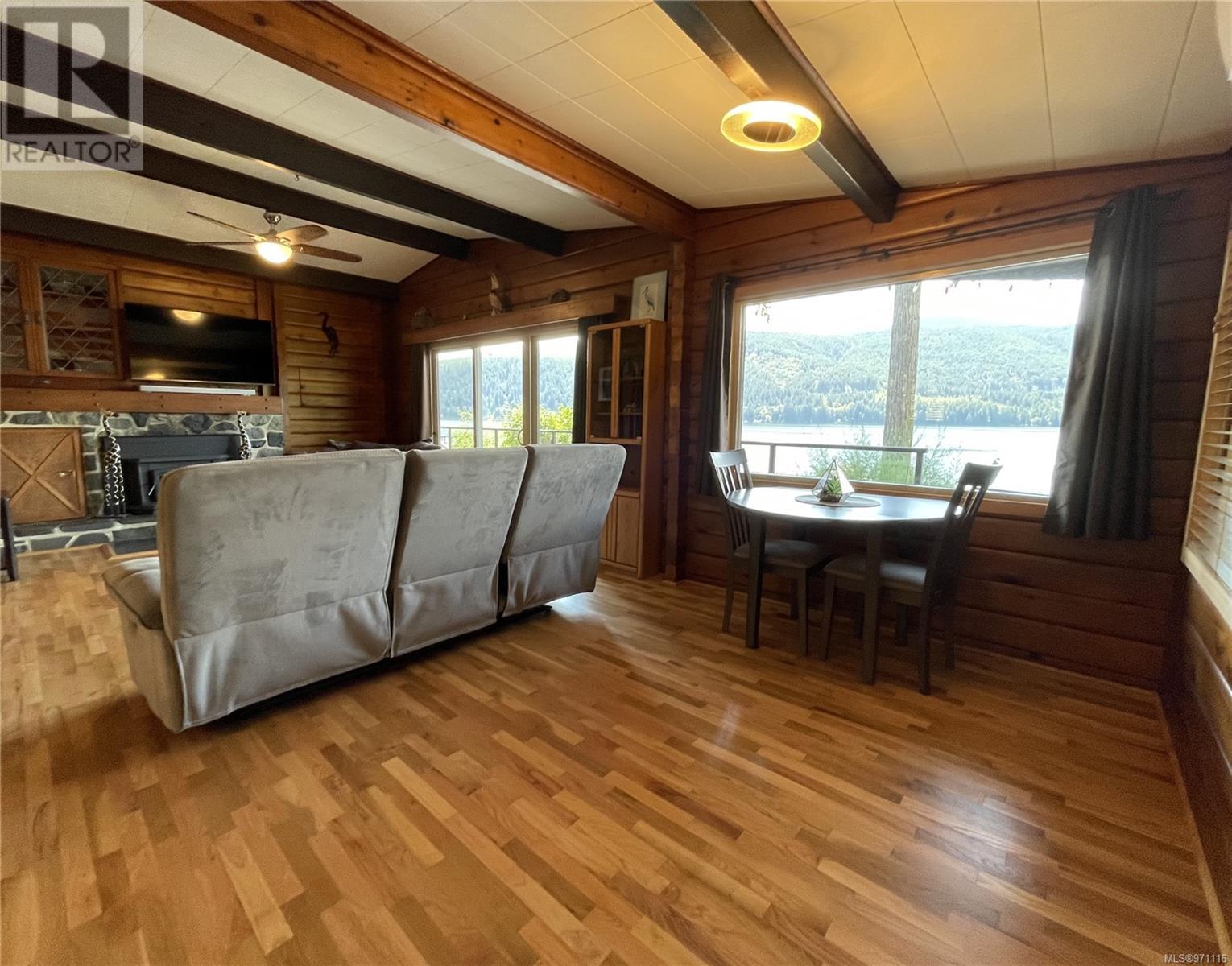8856 Stirling Arm Dr, Port Alberni real estate listing 971116
