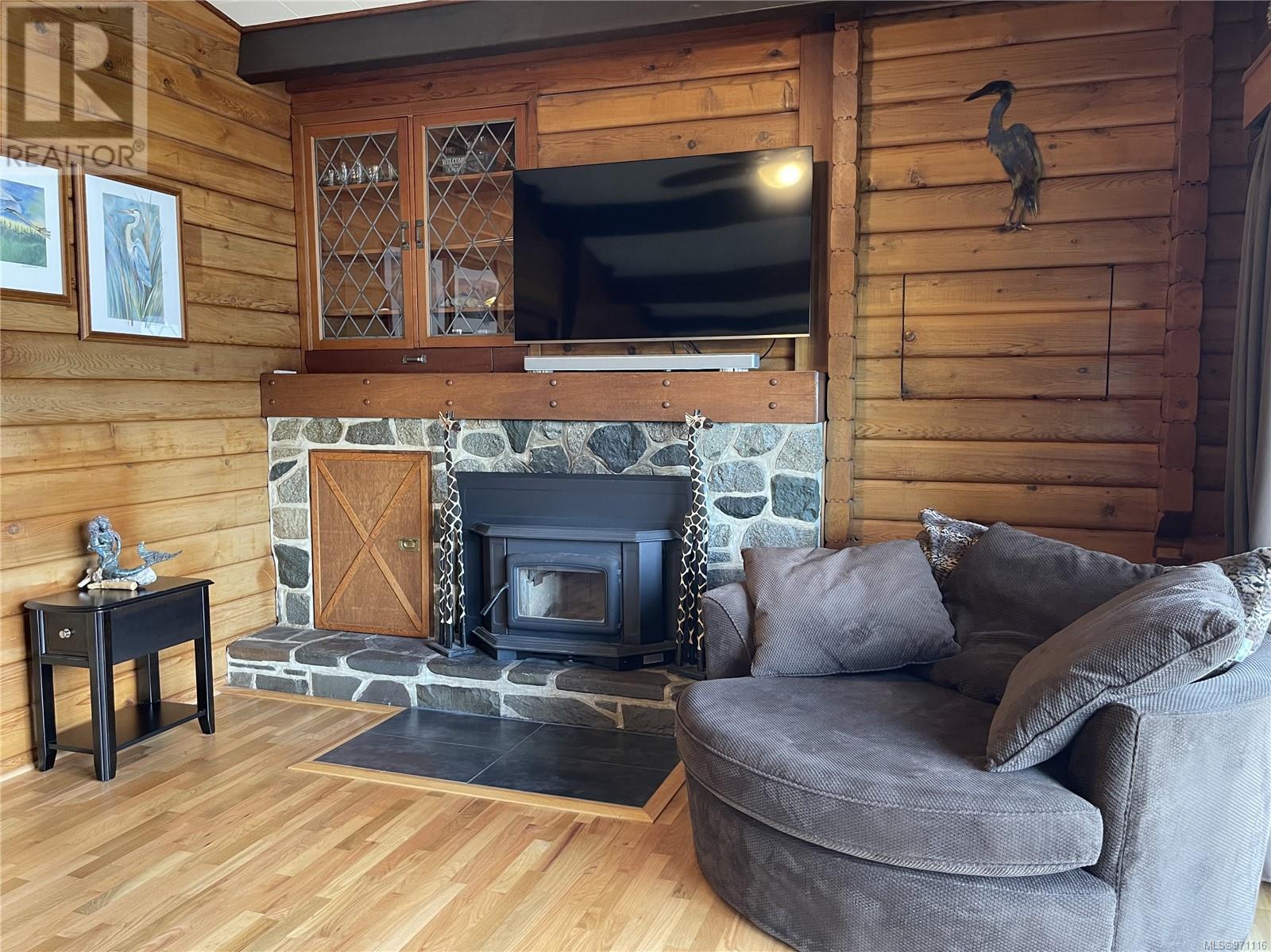 8856 Stirling Arm Dr, Port Alberni real estate listing 971116