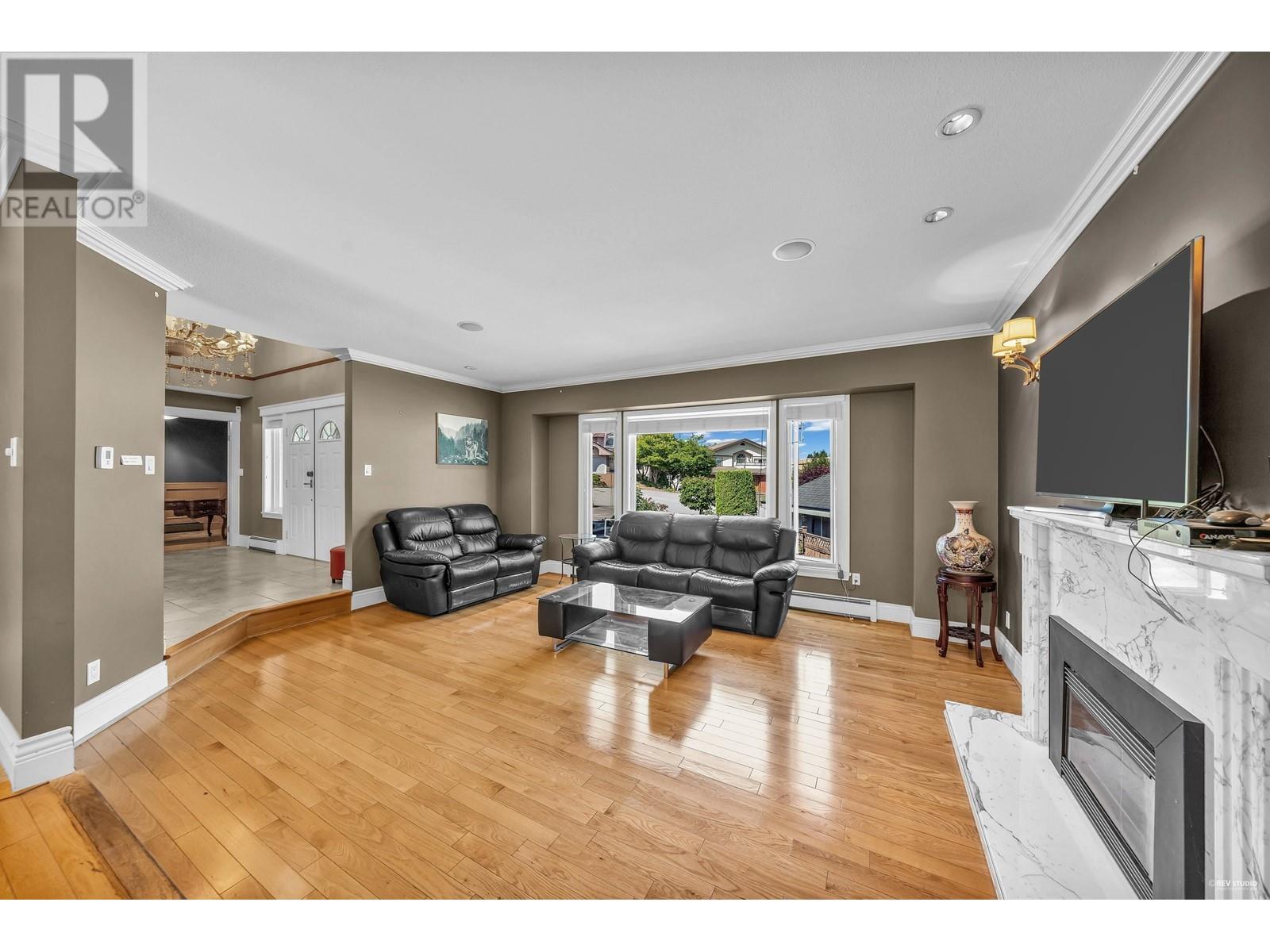 6550 ALBERY PLACE, Burnaby
