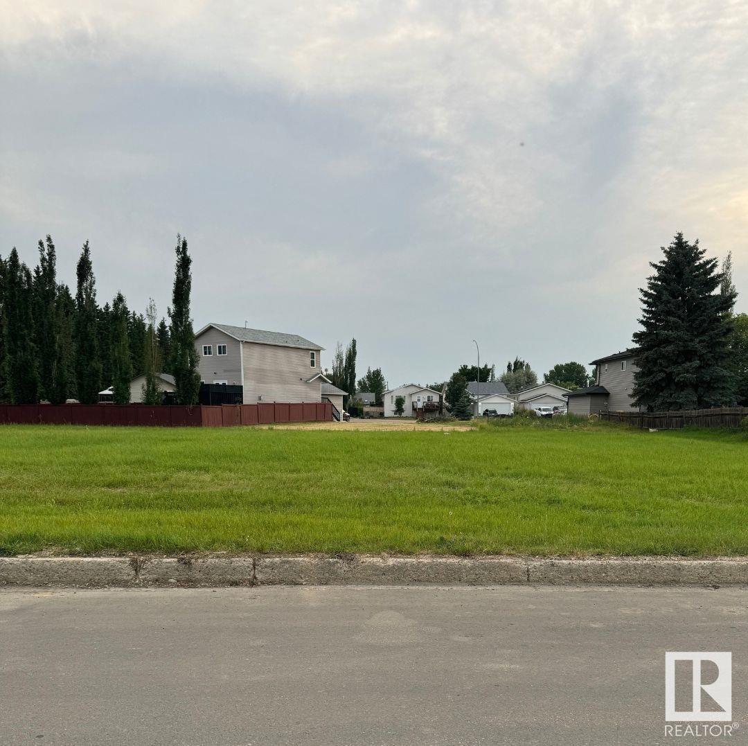 Vacant Land For Sale | 5016 51 St | Calmar | T0C0V0