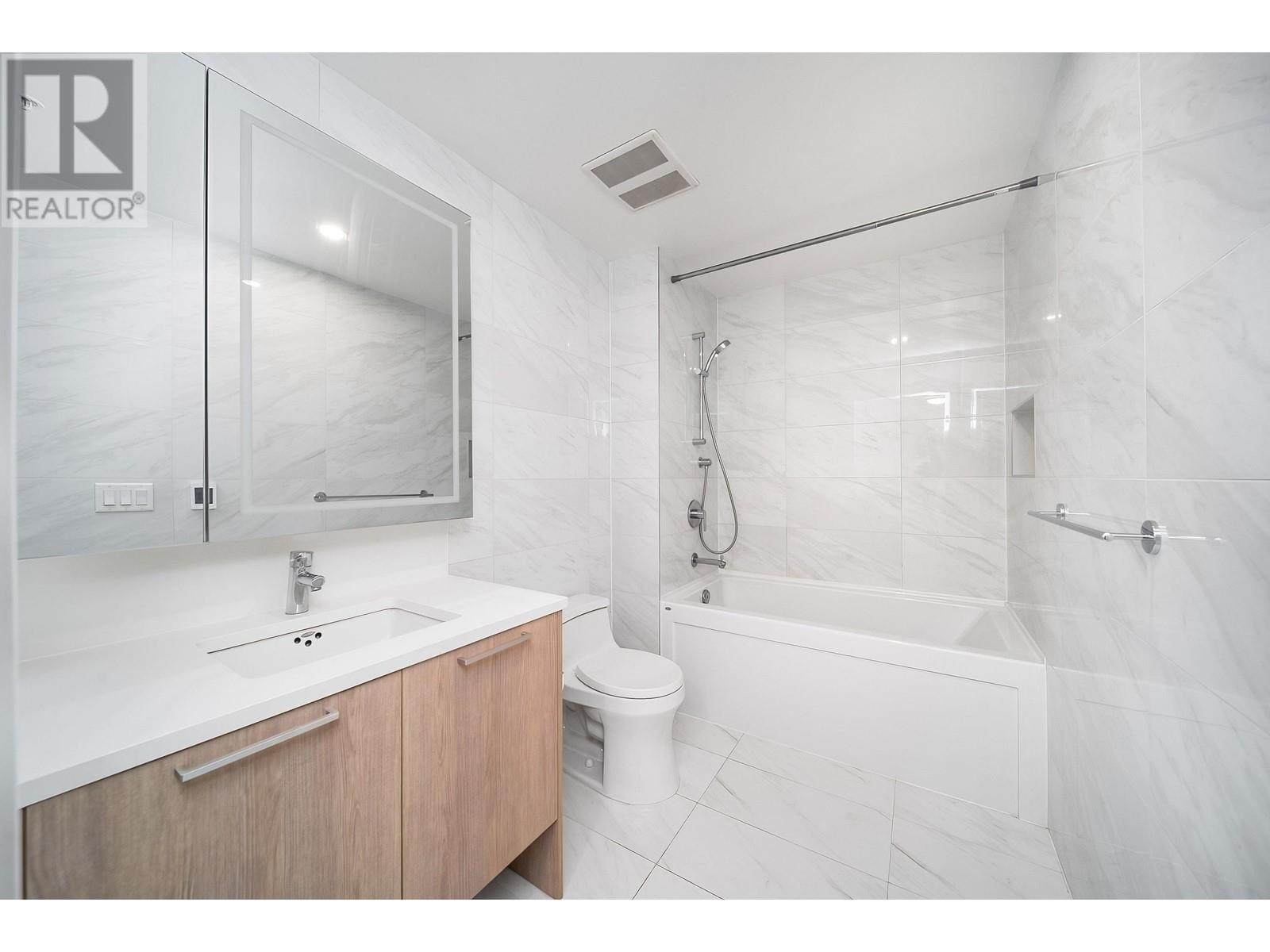 502 6398 SILVER AVENUE, Burnaby real estate listing R2908178