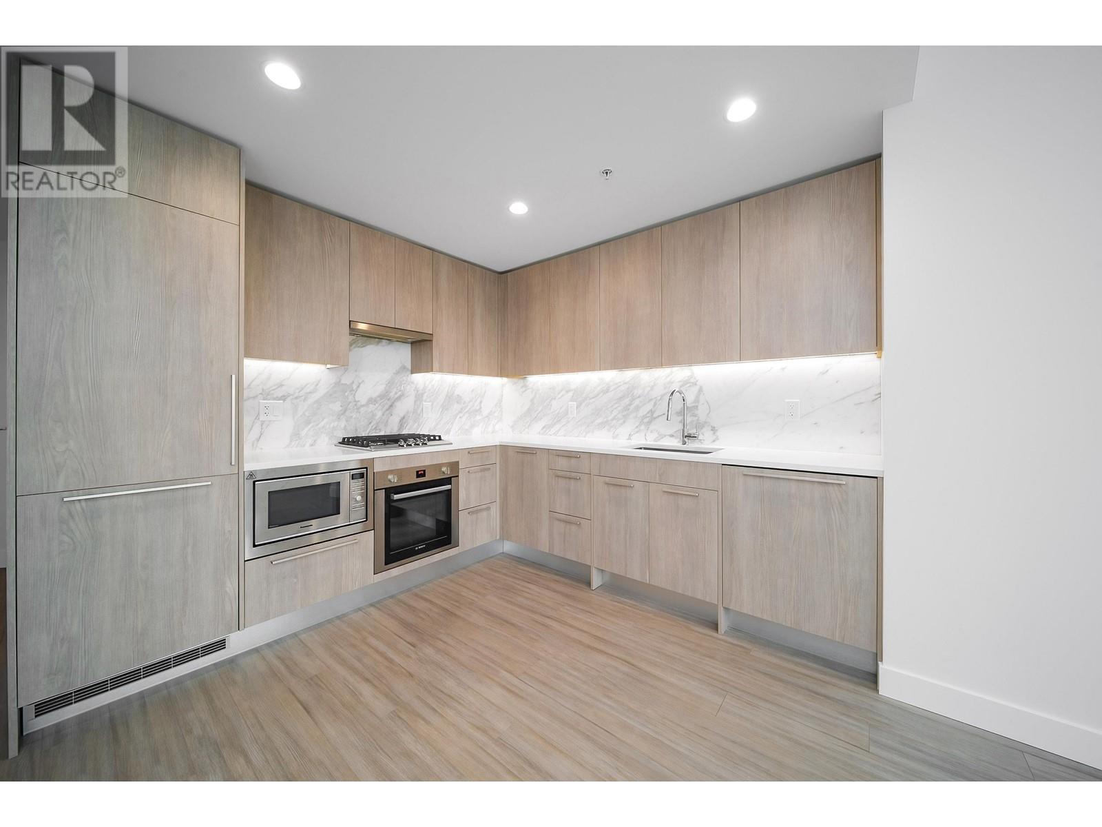 502 6398 SILVER AVENUE, Burnaby real estate listing R2908178
