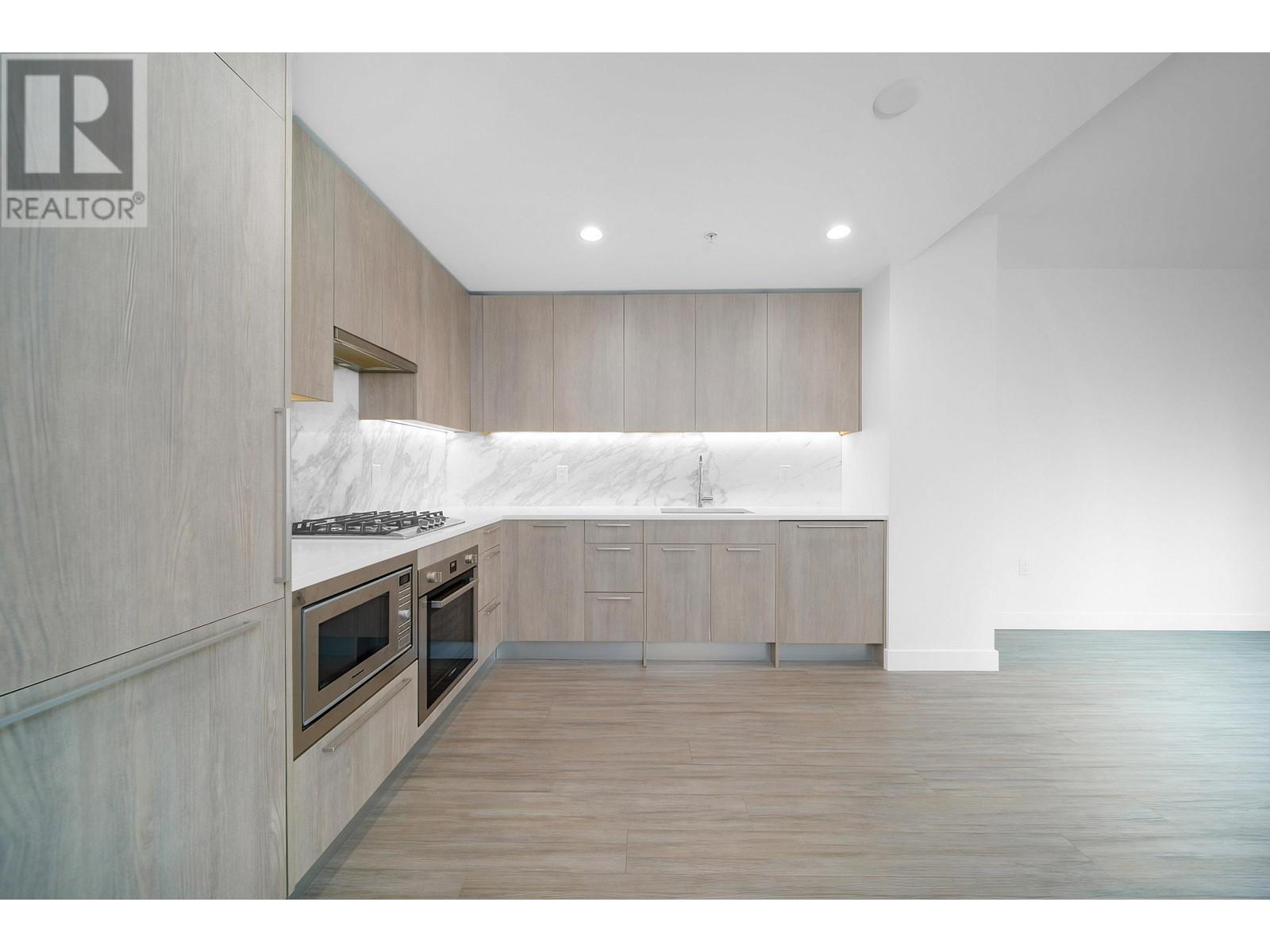 502 6398 SILVER AVENUE, Burnaby real estate listing R2908178