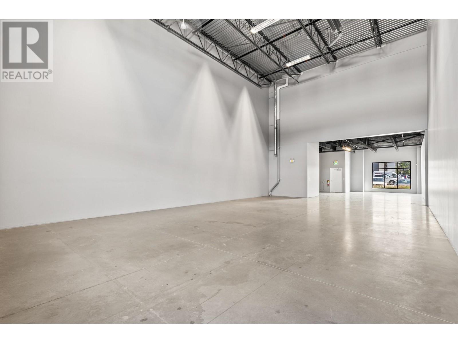 110 1645 Dilworth Drive, Kelowna