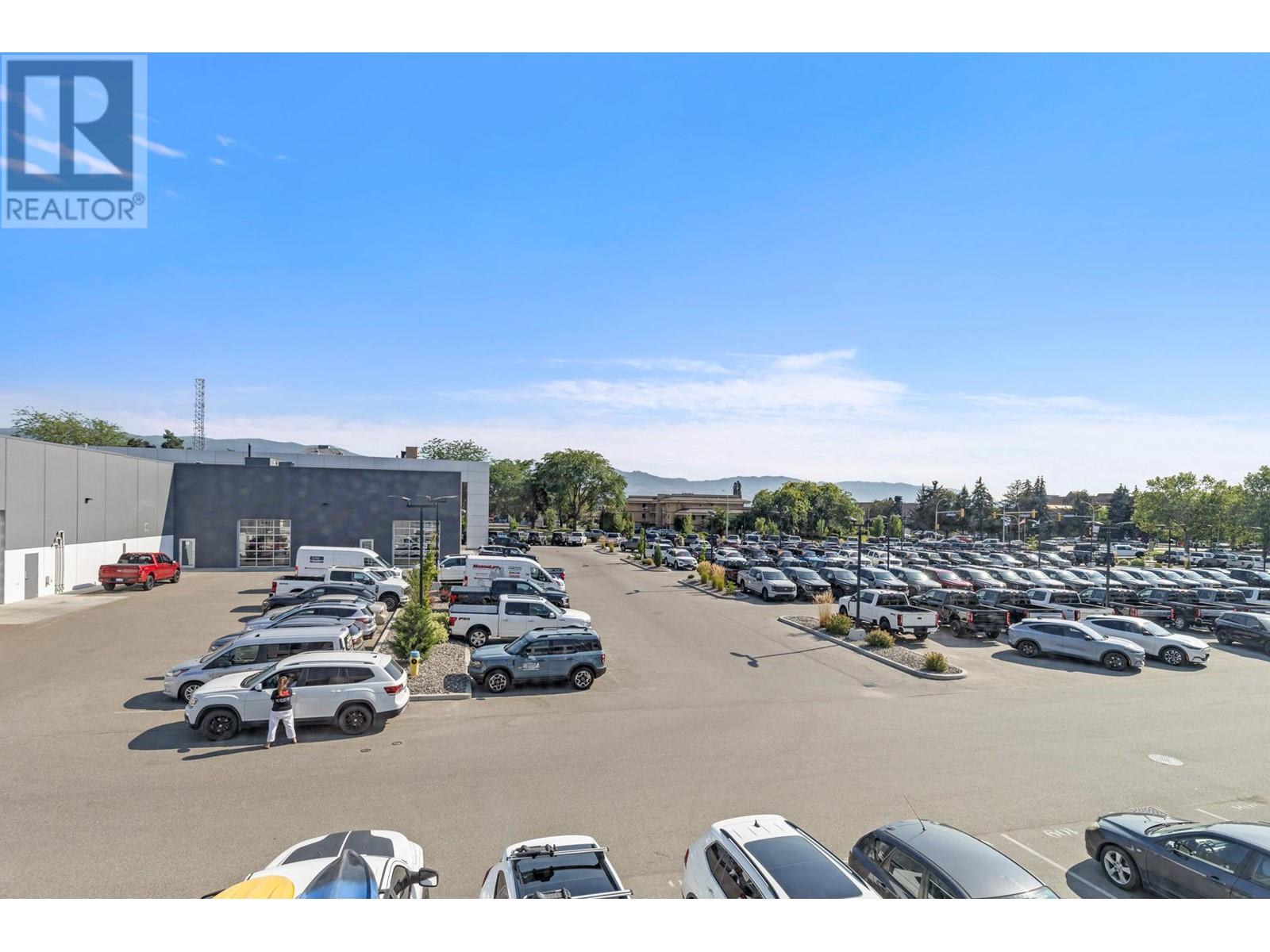 110 1645 Dilworth Drive, Kelowna