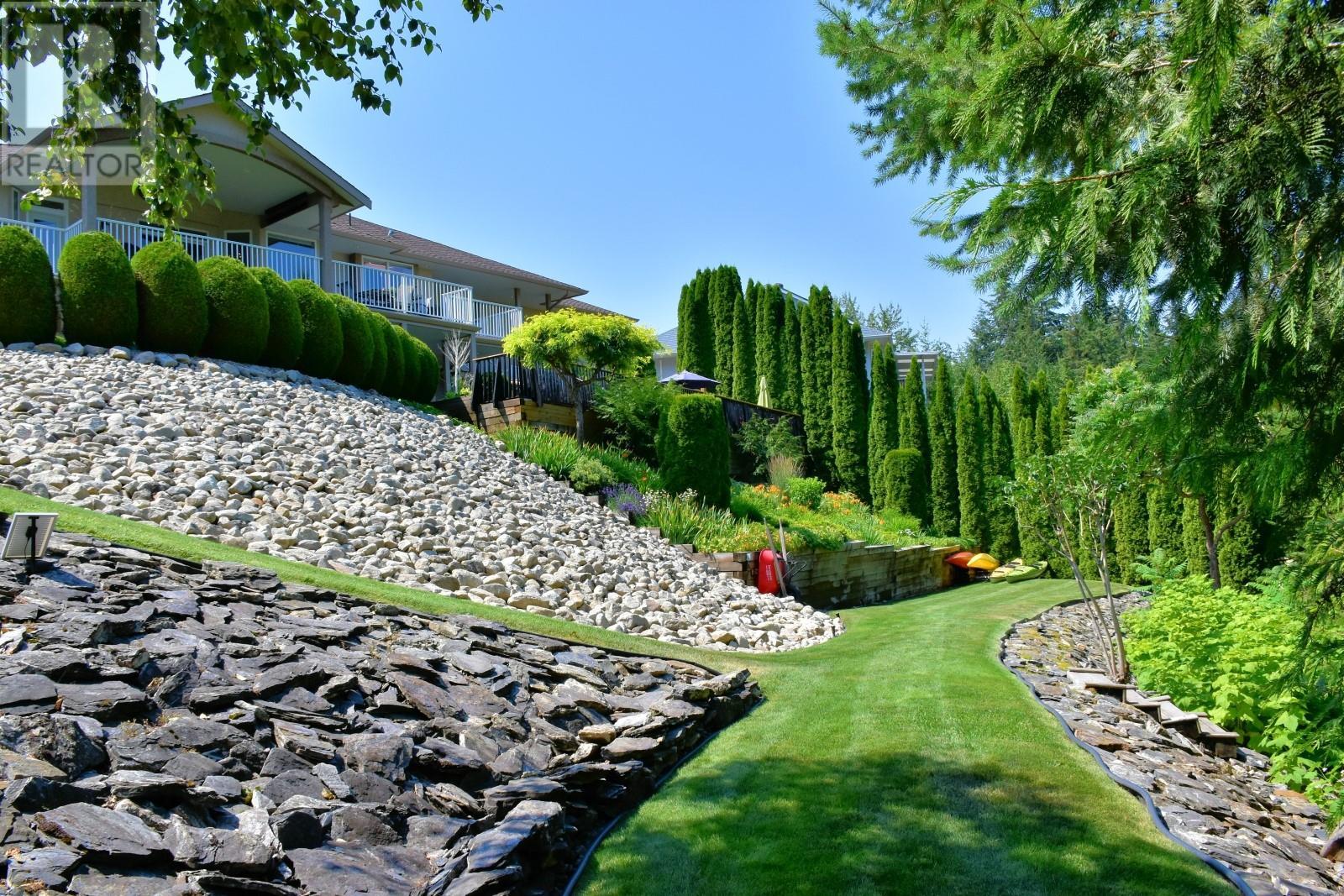 Photo 32 of 2675 Doebert Road, Blind Bay BC