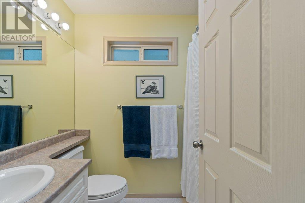 4 4109 Hacking Road, Tappen