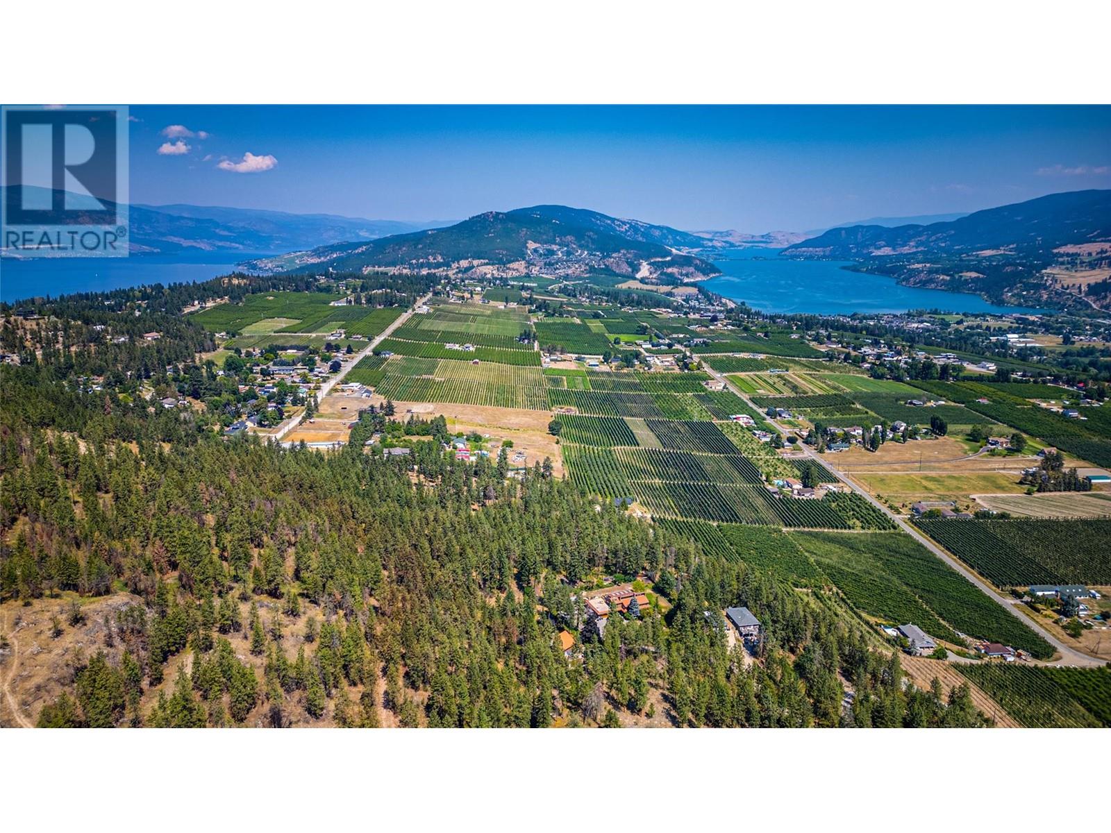 10080 Chase Road, Lake Country