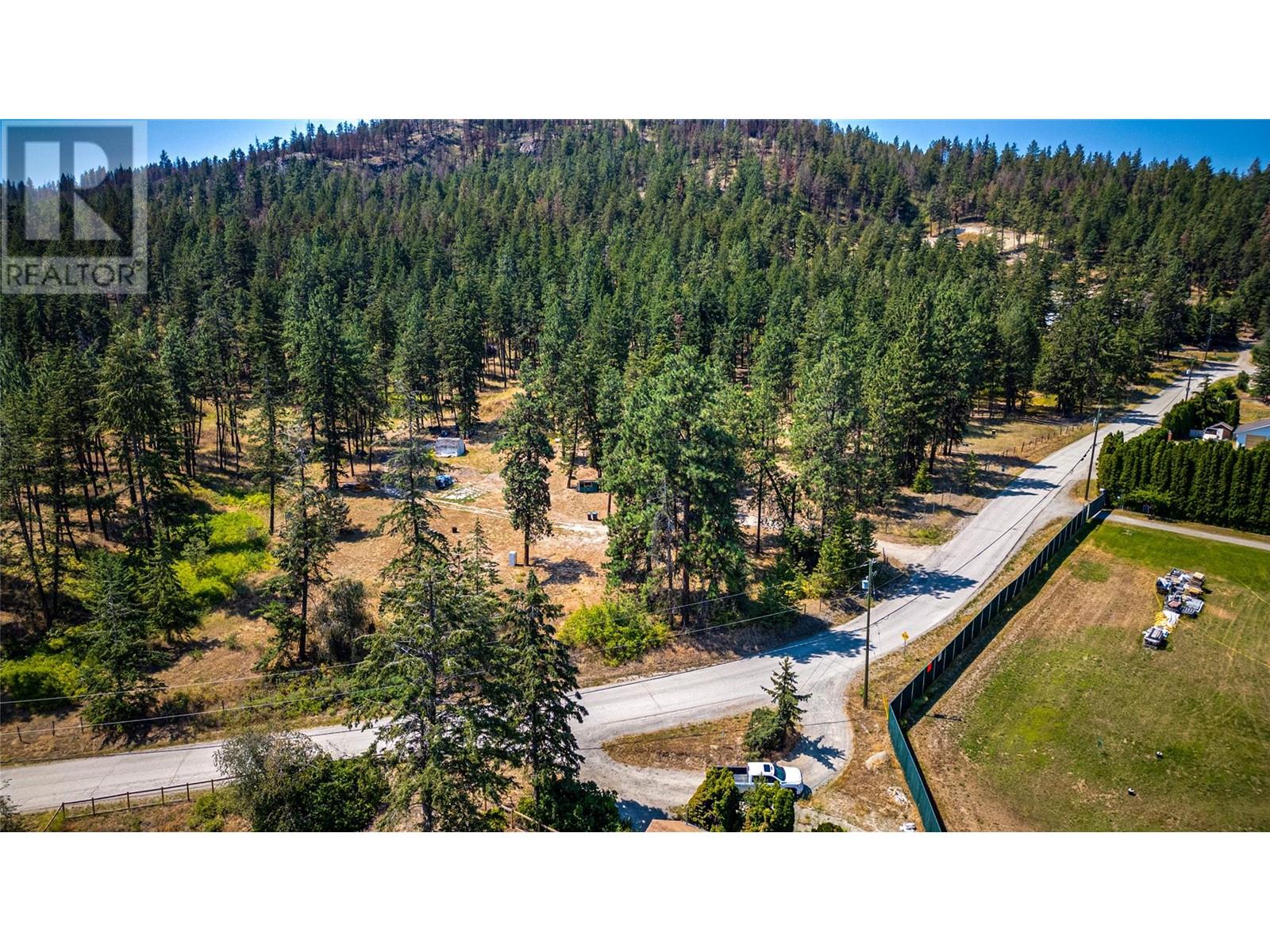 10080 Chase Road, Lake Country